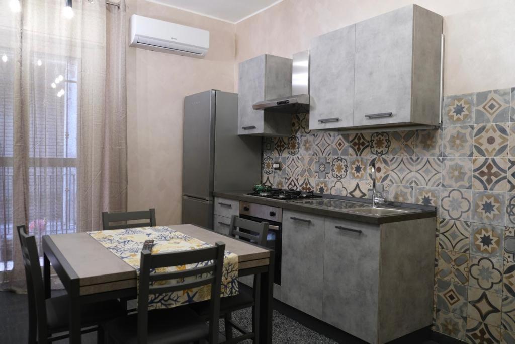 Apartamento Sweet House Melania CTA Exterior foto
