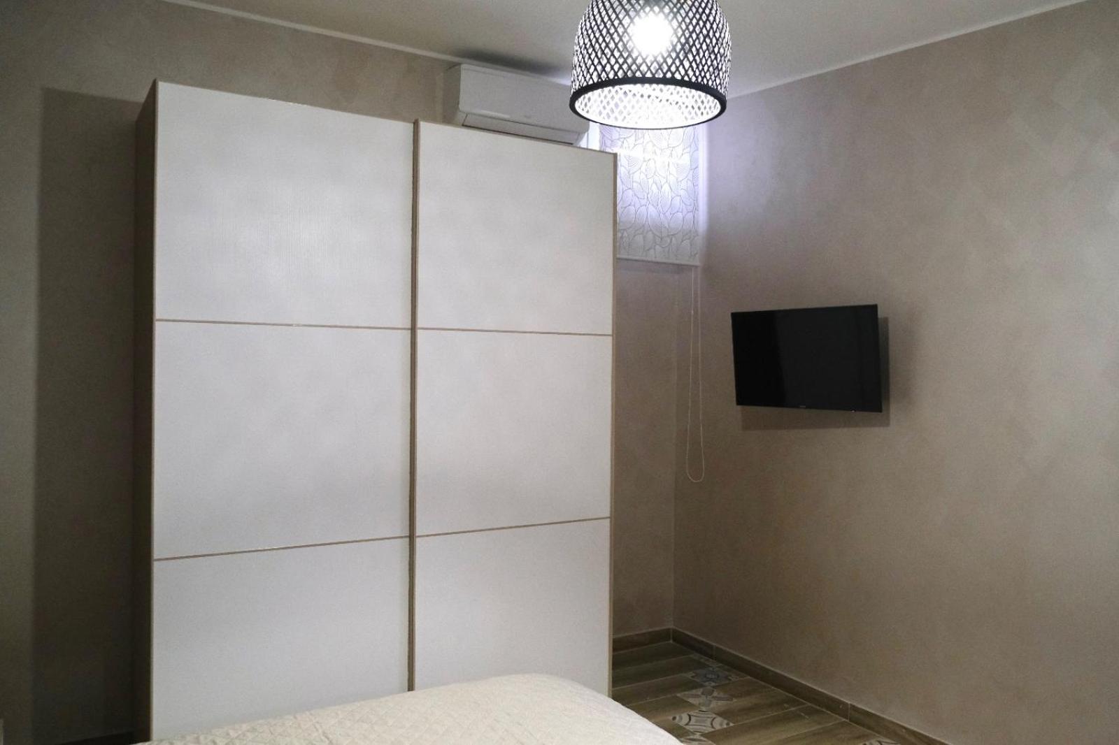 Apartamento Sweet House Melania CTA Exterior foto